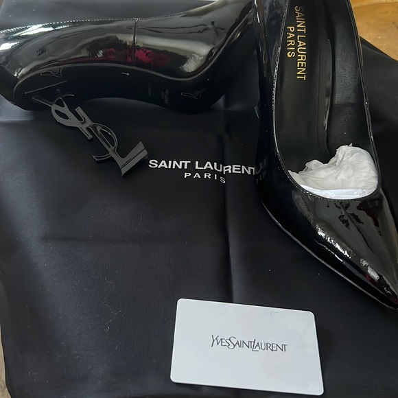 Yves Saint Laurent- Opyum Point-Toe Patent Leather Pumps - Picture 1 of 8